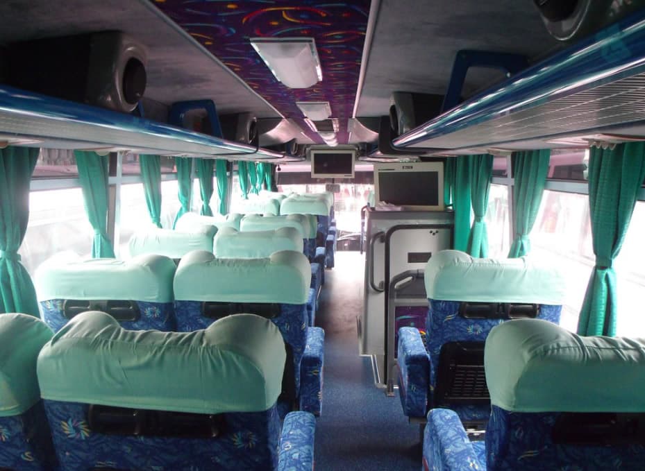 Florida Deluxe Bus Inside